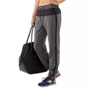 Lululemon Track to Reality Jogger Pants Women's Gray Black‎ Athletic